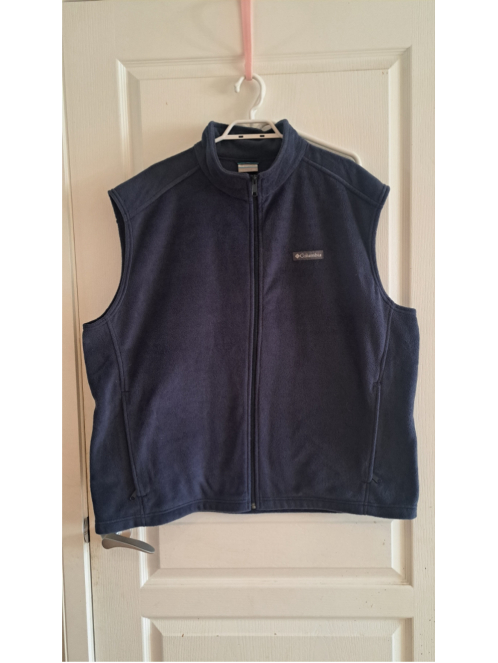 588- Men's Columbia Fleece Vest Navy Blue XXL